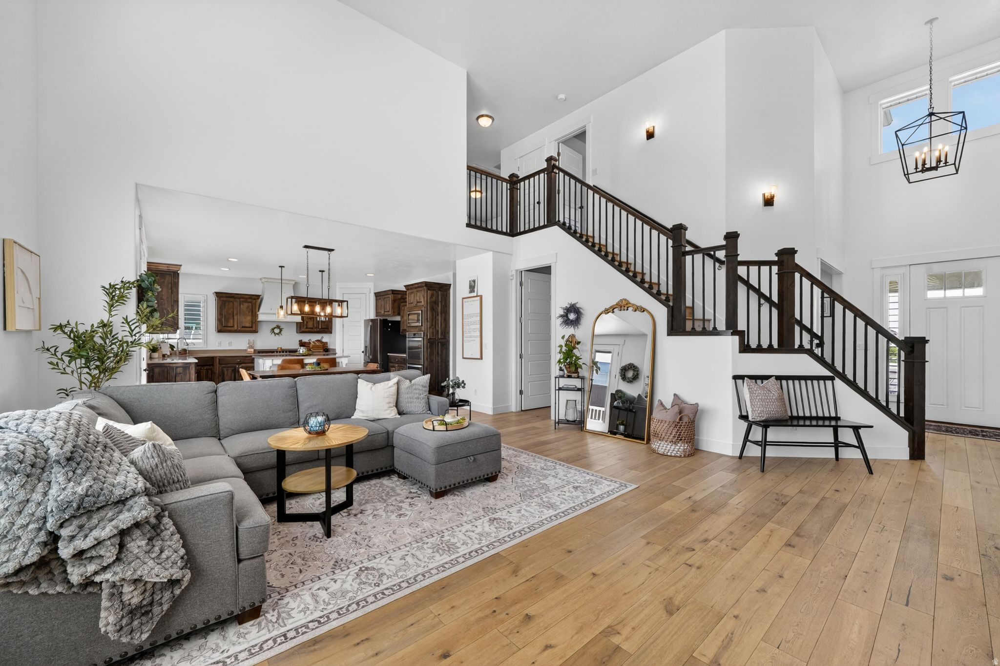 MUSTANG MEADOWS - Residential