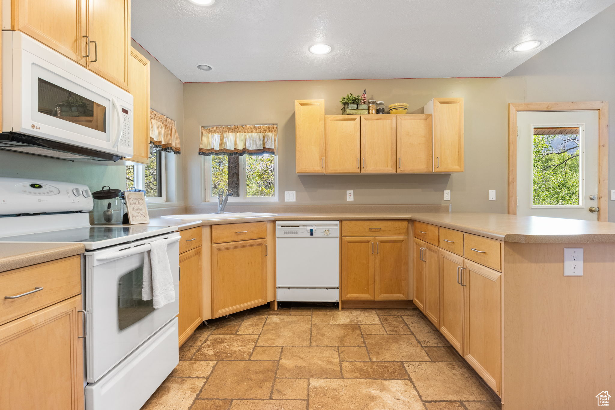 TIMBERLINE ESTATES PHASE I - Residential