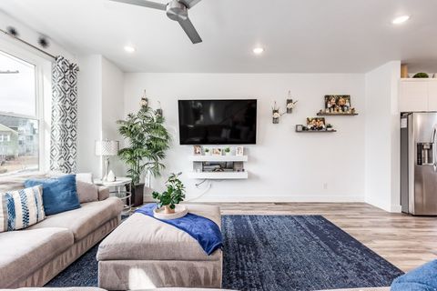 Tiny photo for 11661 S SKYWARD RD W, South Jordan, UT 84009 (MLS # 2139074)