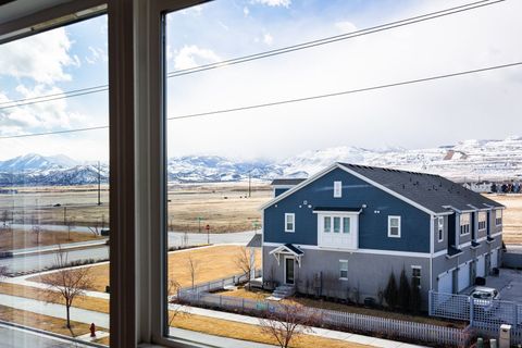 Tiny photo for 11661 S SKYWARD RD W, South Jordan, UT 84009 (MLS # 2139074)