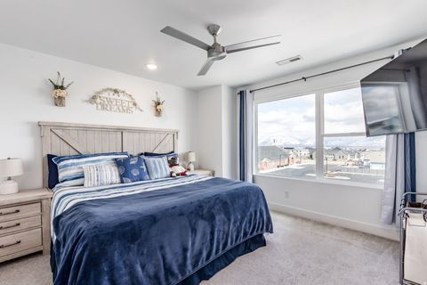 Tiny photo for 11661 S SKYWARD RD W, South Jordan, UT 84009 (MLS # 2139074)