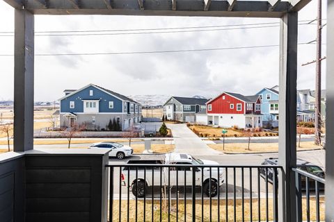 Tiny photo for 11661 S SKYWARD RD W, South Jordan, UT 84009 (MLS # 2139074)