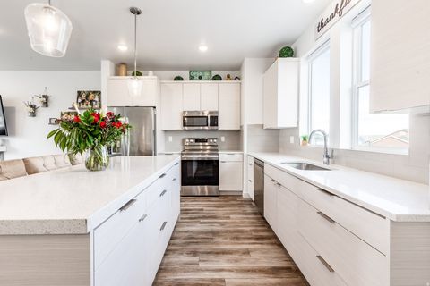 Tiny photo for 11661 S SKYWARD RD W, South Jordan, UT 84009 (MLS # 2139074)