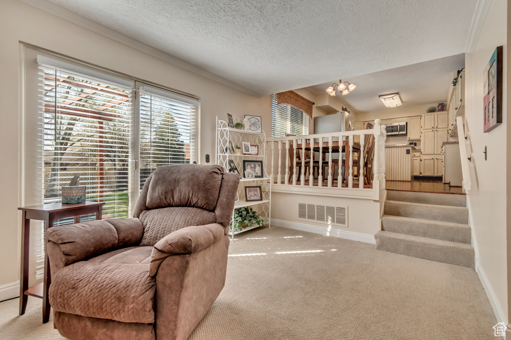 9156 S Chickadee Cir, Sandy, Utah image 8