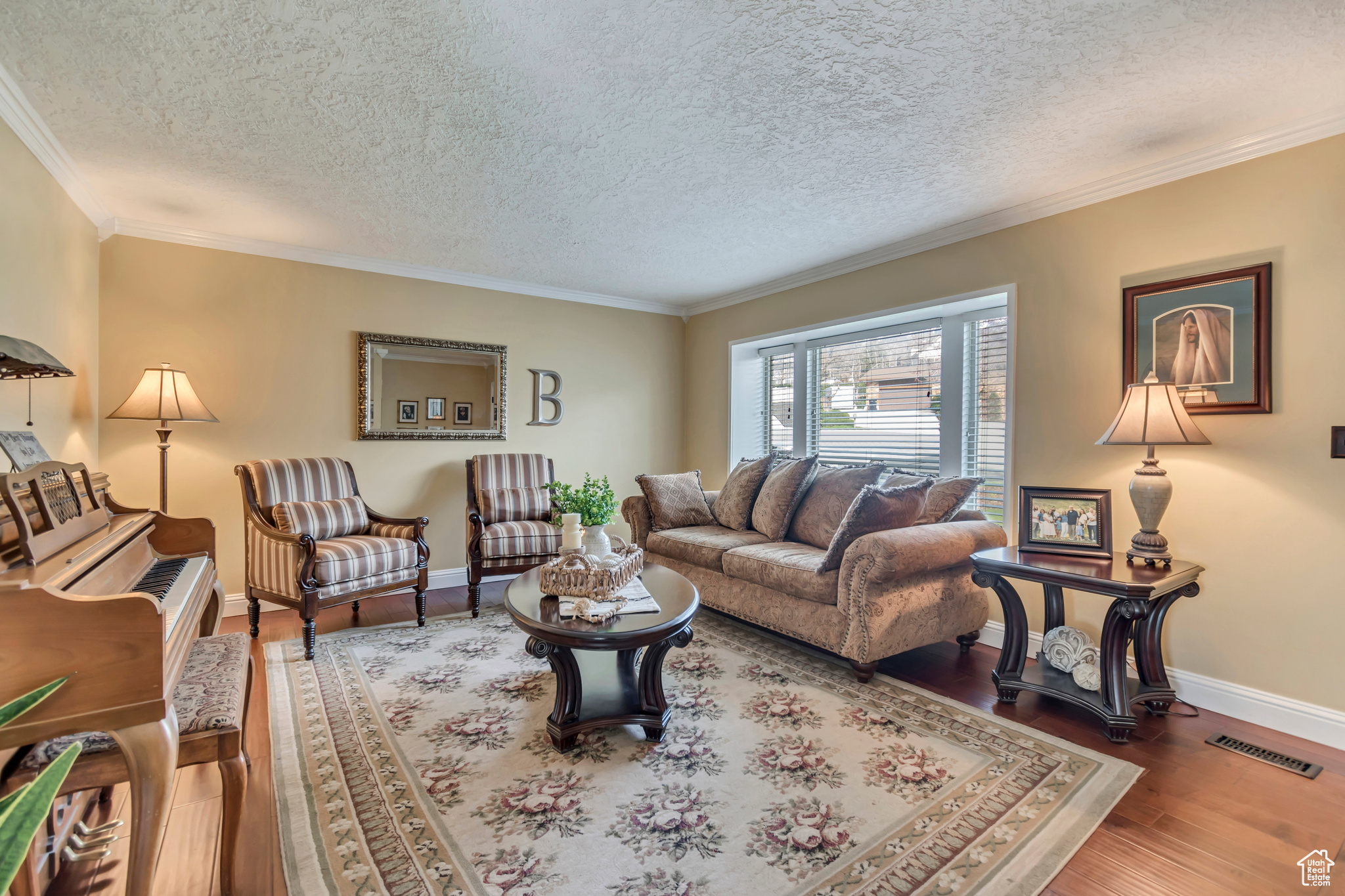 9156 S Chickadee Cir, Sandy, Utah image 3
