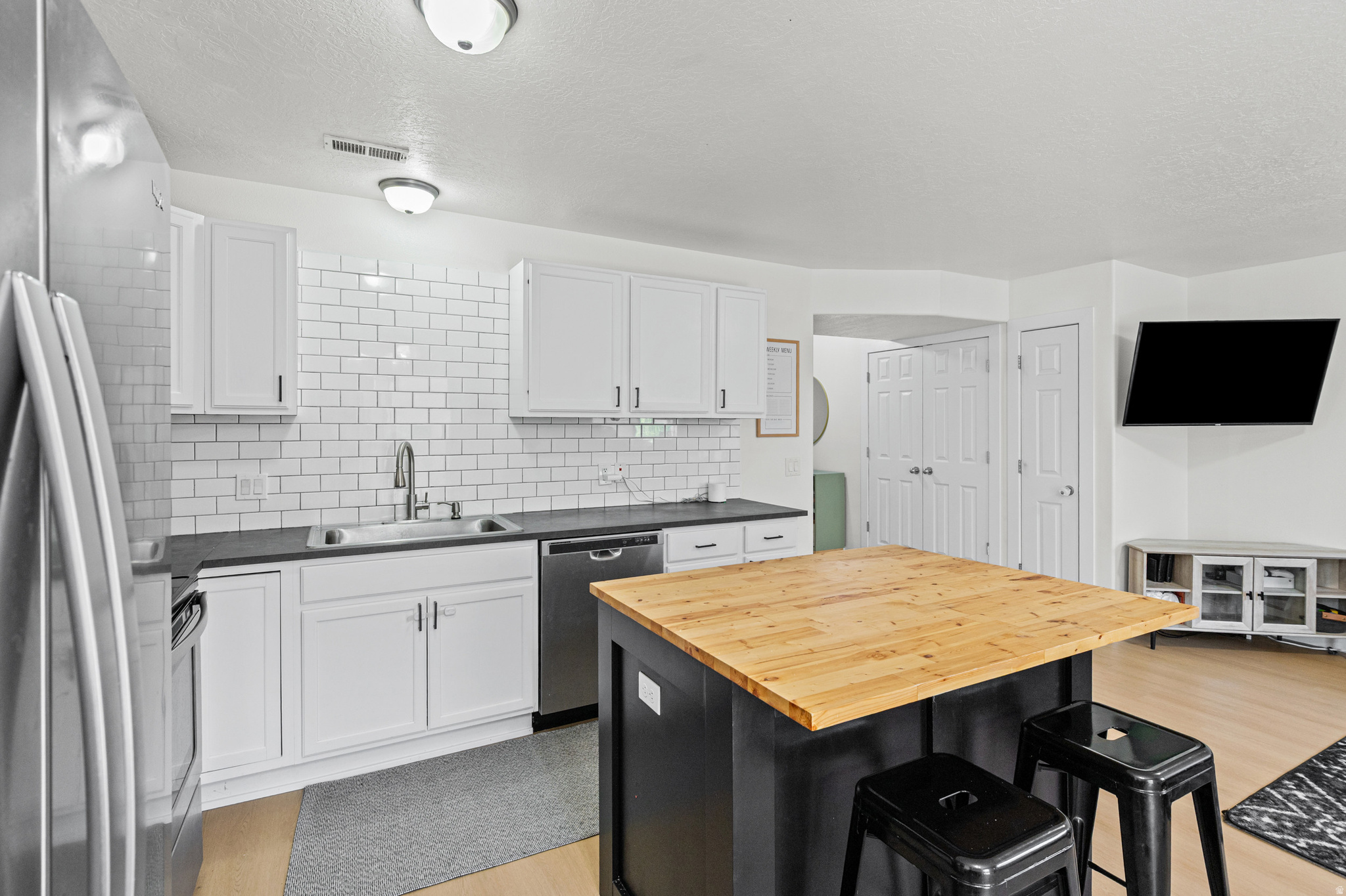 COUNTRY LANE - Residential