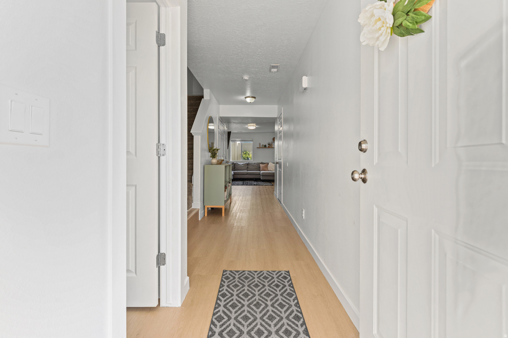 COUNTRY LANE - Residential