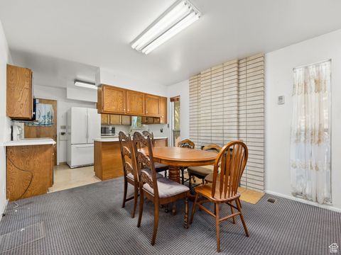 Tiny photo for 918 E 2850 N, North Ogden, UT 84414 (MLS # 2113053)