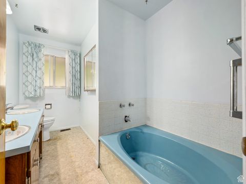 Tiny photo for 918 E 2850 N, North Ogden, UT 84414 (MLS # 2113053)