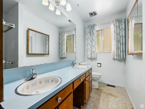 Tiny photo for 918 E 2850 N, North Ogden, UT 84414 (MLS # 2113053)
