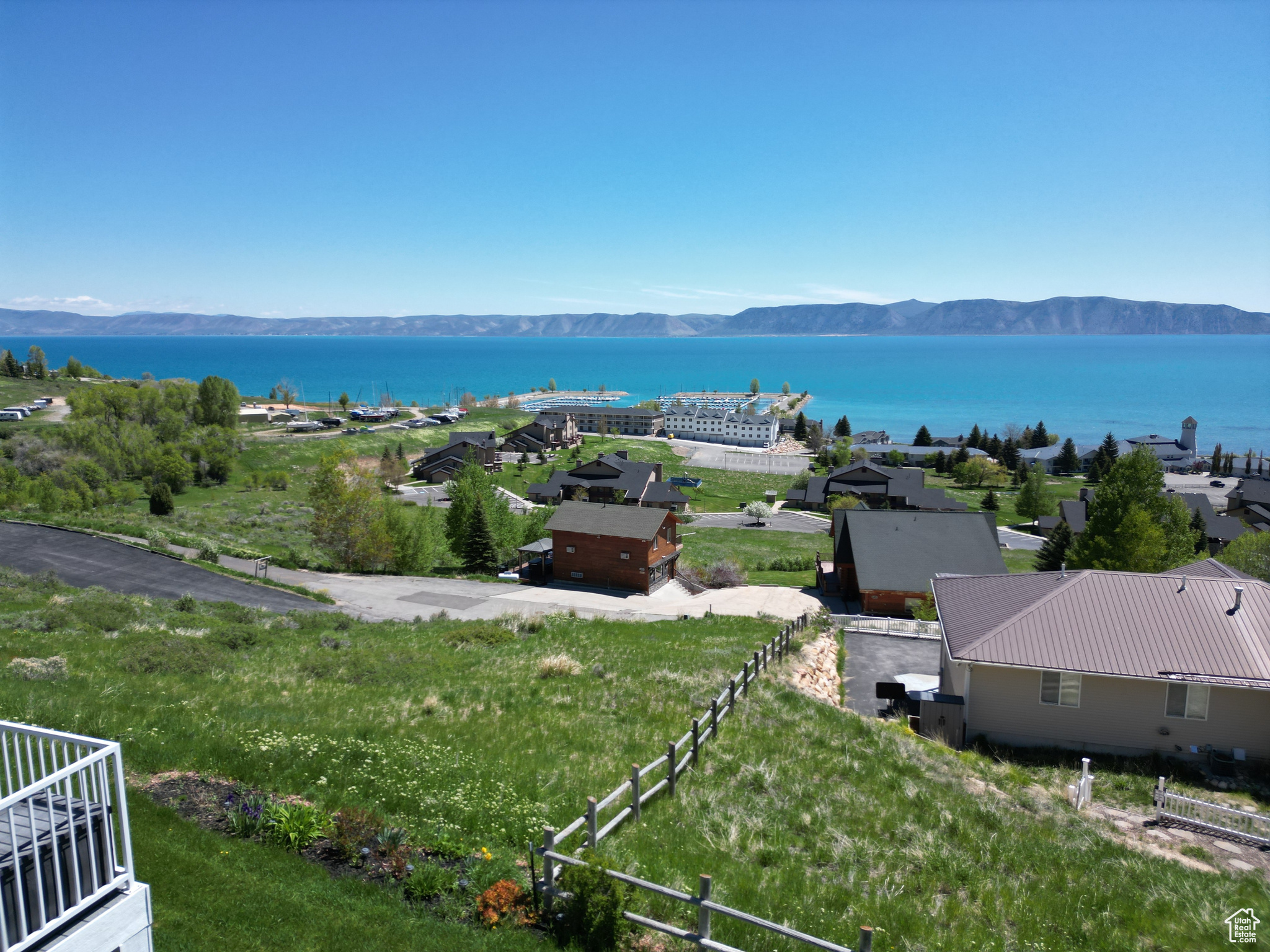 HARBOR VILLAGE - Residential