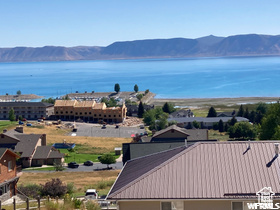 HARBOR VILLAGE - Residential