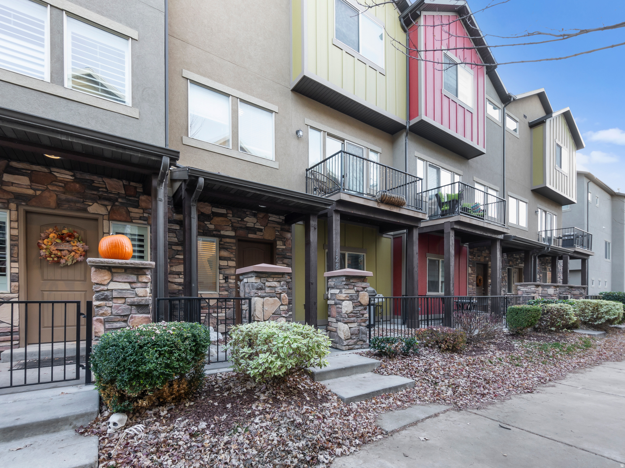 PLYMOUTH AVENUE TOWNHOMES PHASE 5 - Residential