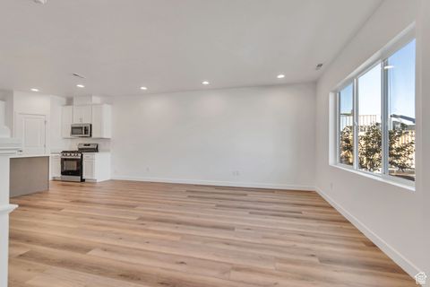 Tiny photo for 777 W 540 S #342, American Fork, UT 84003 (MLS # 2114834)