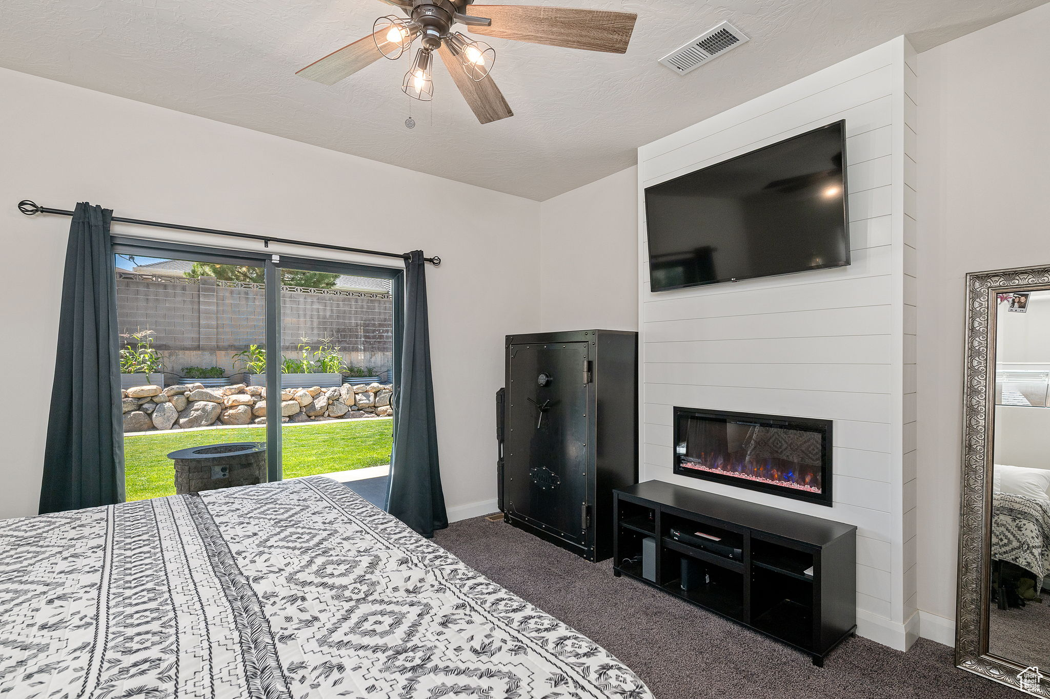 SUNSET CANYON ESTATES - Residential