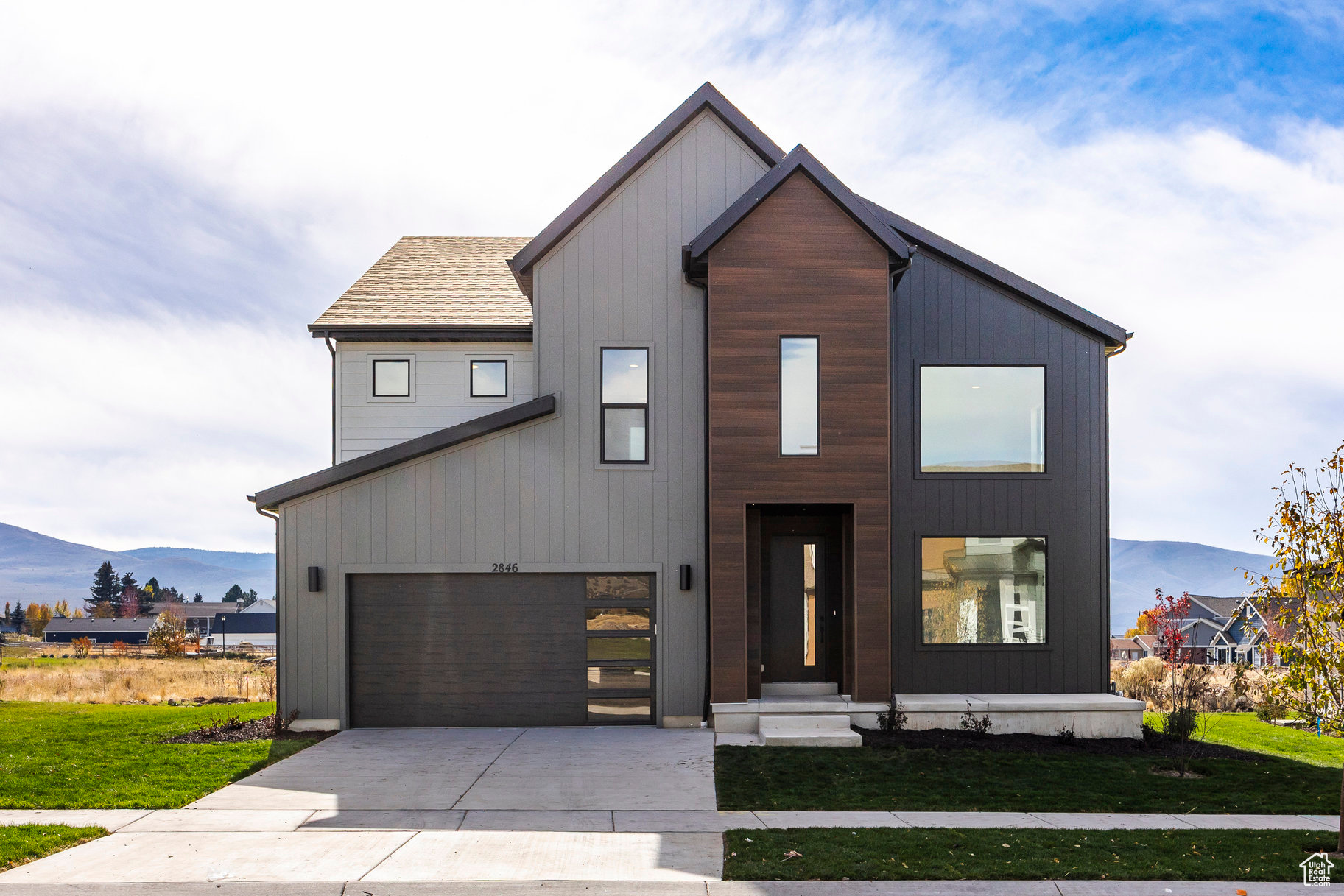 THE CROSSING - Residential