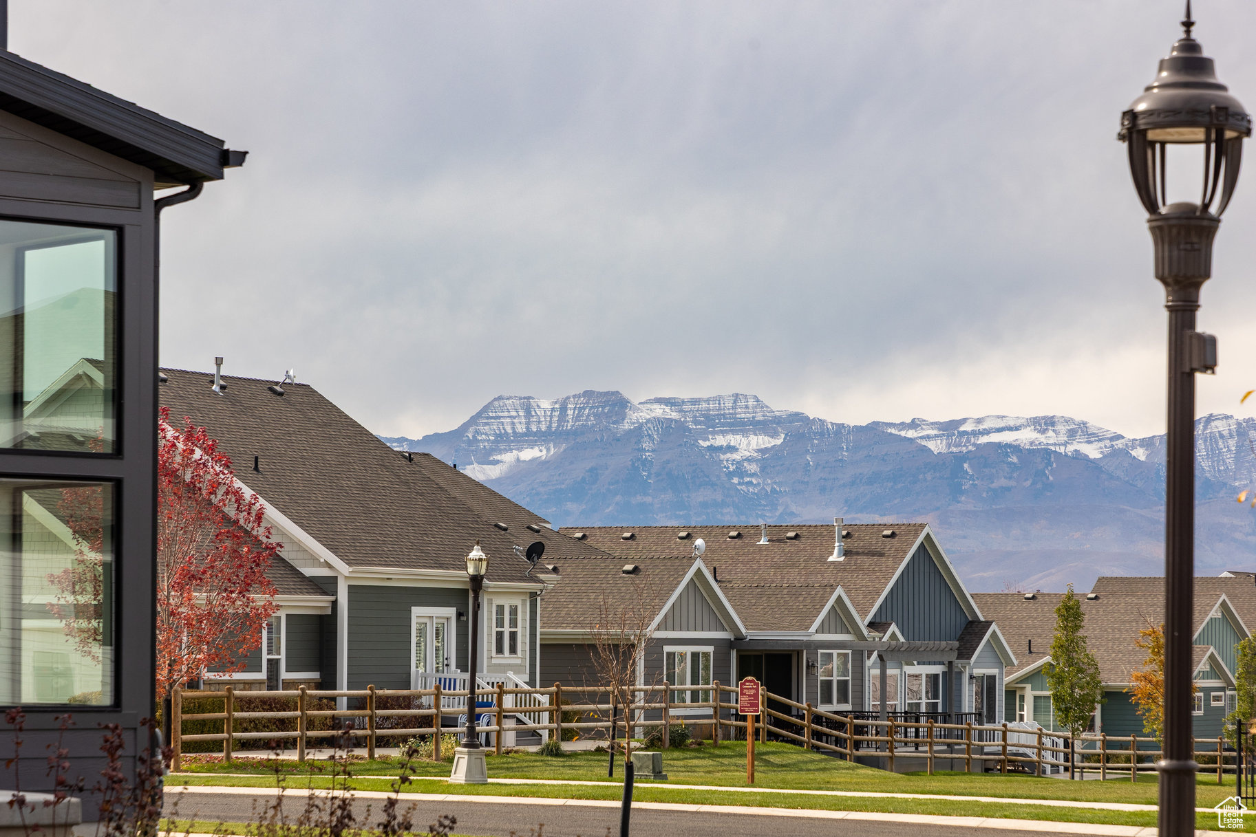 THE CROSSING - Residential