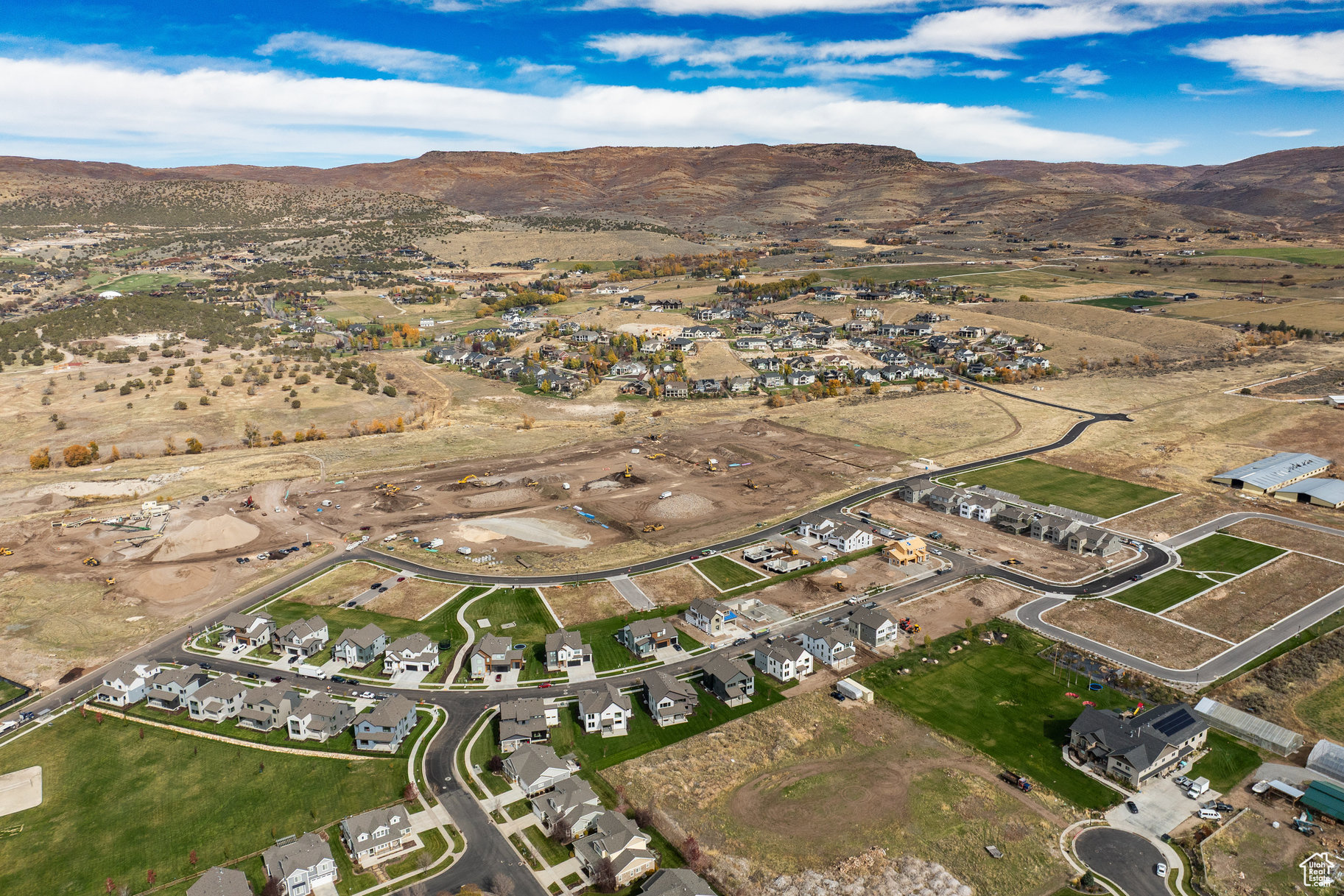 THE CROSSING - Residential