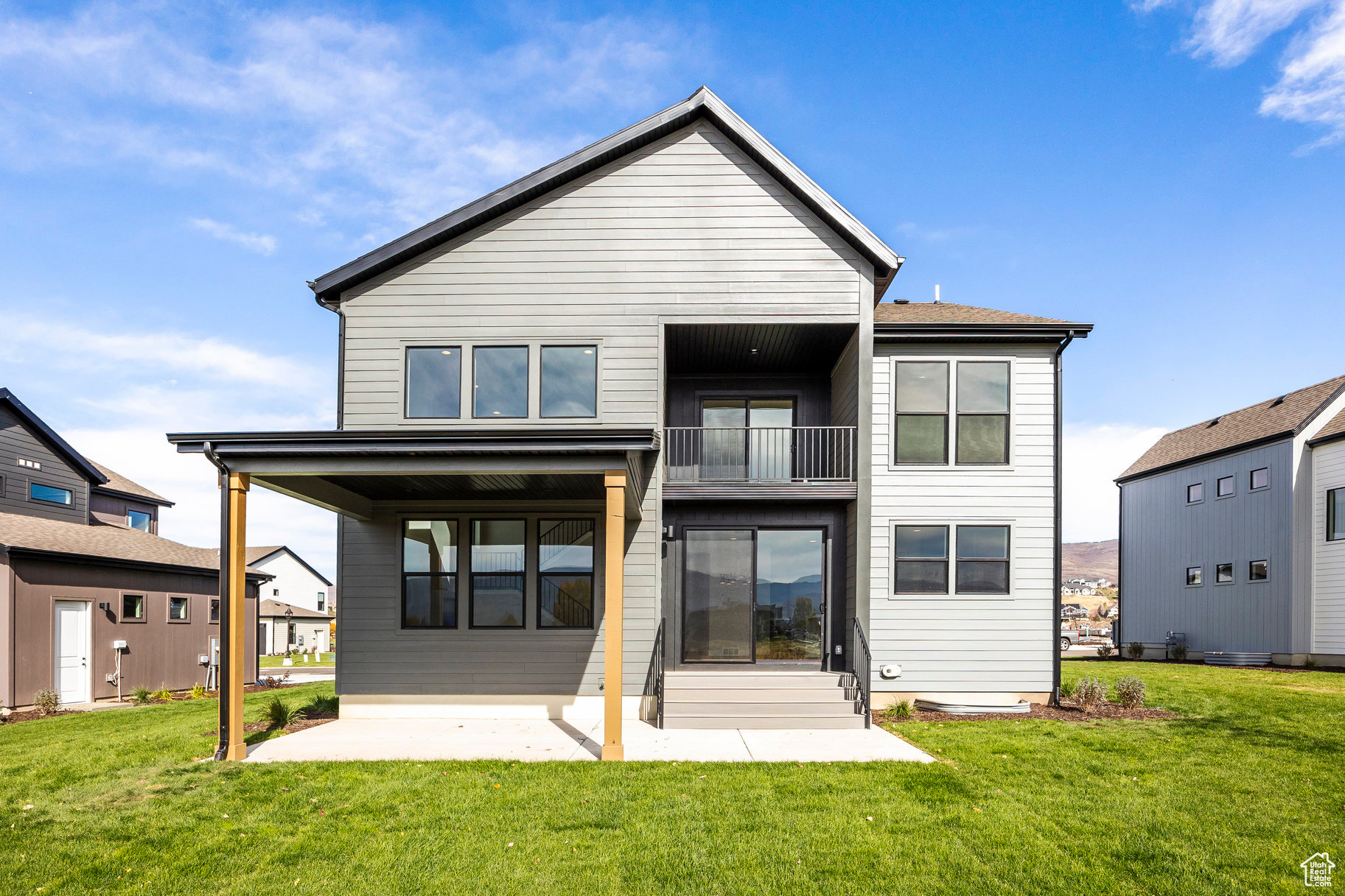 THE CROSSING - Residential