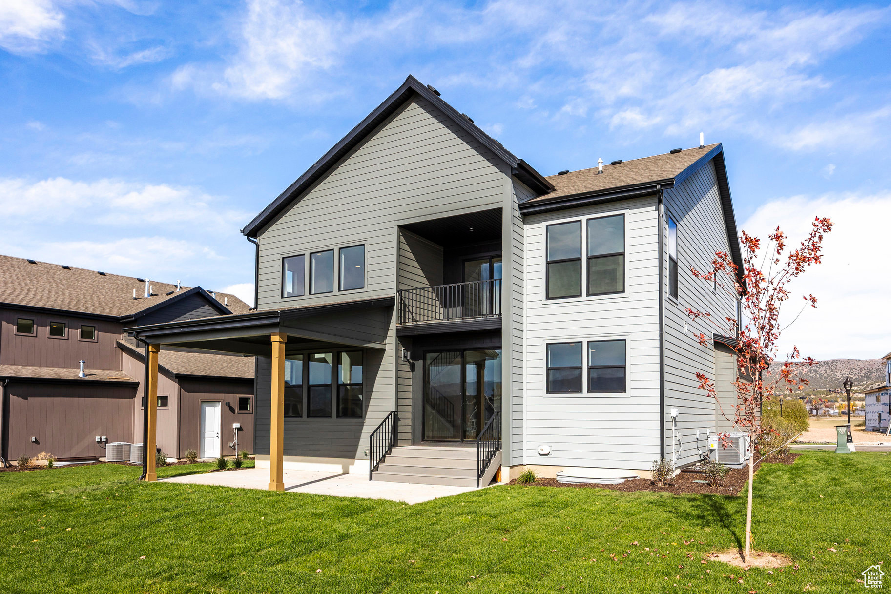 THE CROSSING - Residential