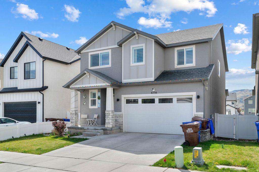 Photo of 4236 E BONNE VISTA DR, Eagle Mountain, UT 84005 (MLS # 2154499)