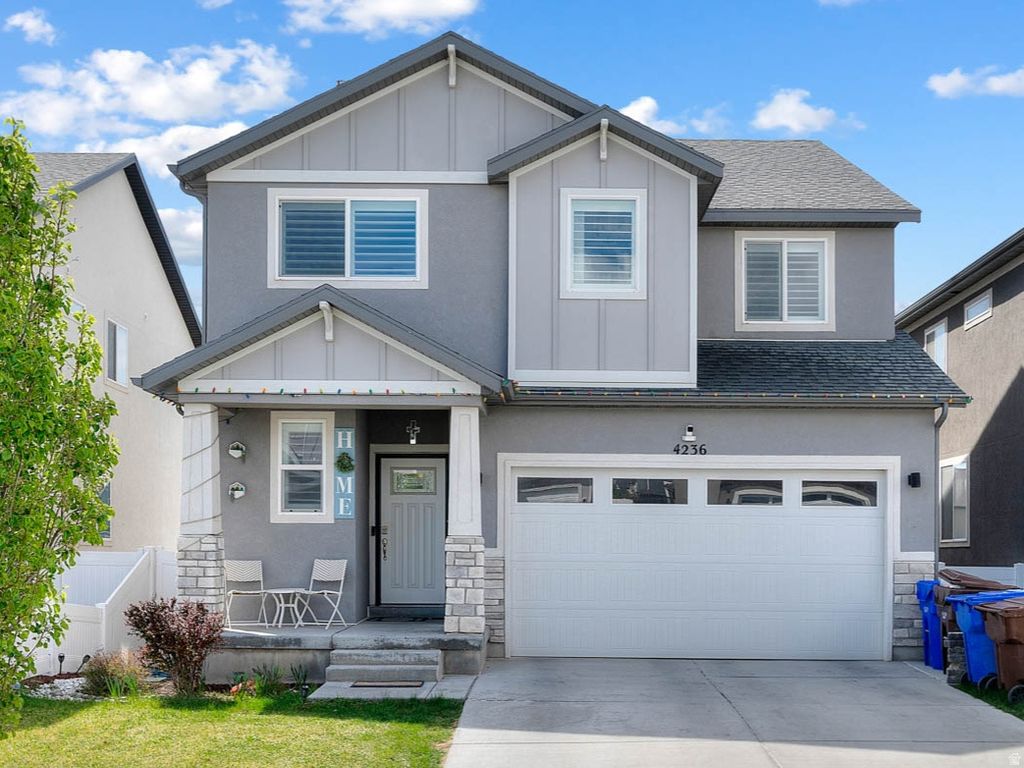 Photo of 4236 E BONNE VISTA DR, Eagle Mountain, UT 84005 (MLS # 2154499)