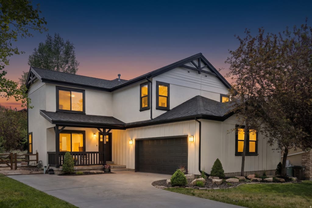 Photo of 1216 FOXCREST DR, Park City, UT 84098 (MLS # 2166005)