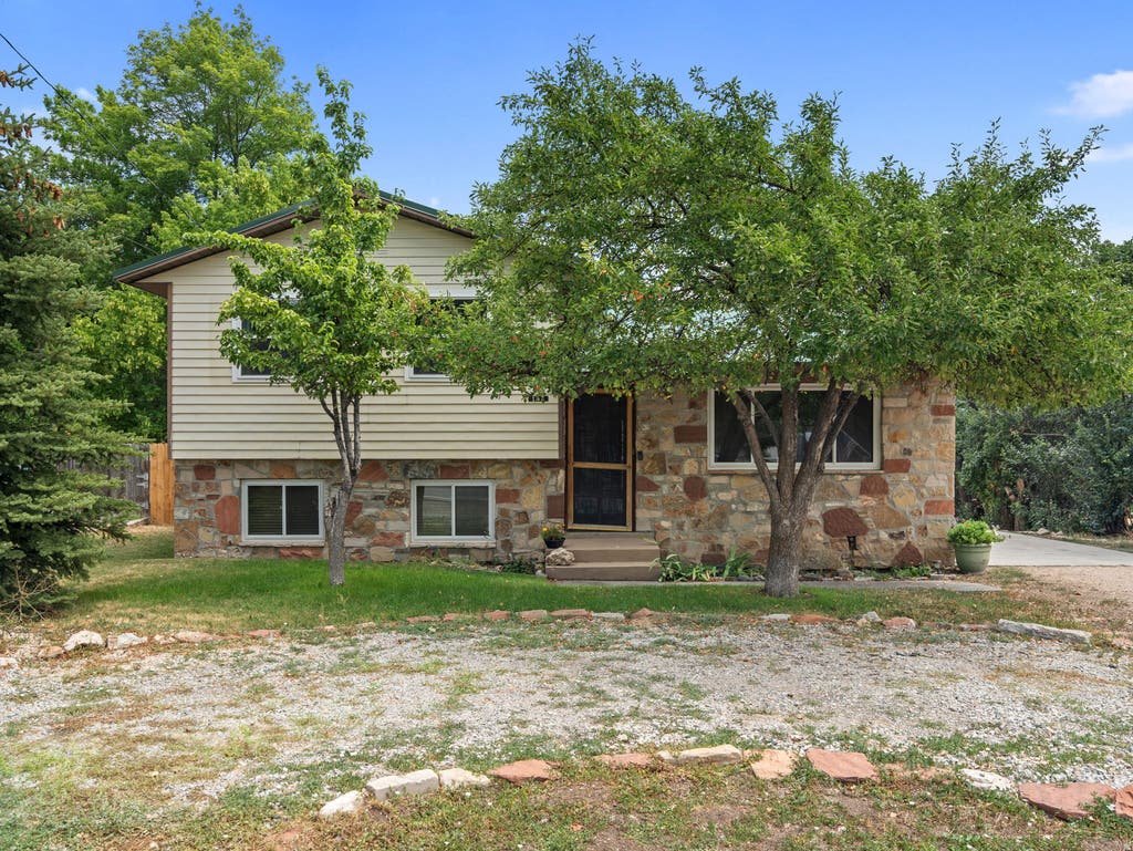 Photo of 143 S CENTER ST, Midway, UT 84049 (MLS # 2178138)