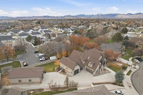 Tiny photo for 1753 W RYLIE ANN CIR, South Jordan, UT 84095 (MLS # 2123543)
