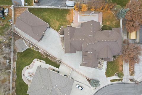Tiny photo for 1753 W RYLIE ANN CIR, South Jordan, UT 84095 (MLS # 2123543)