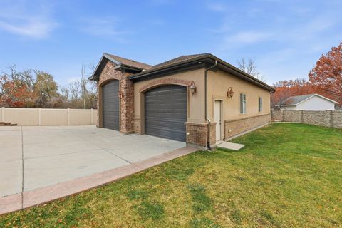 Tiny photo for 1753 W RYLIE ANN CIR, South Jordan, UT 84095 (MLS # 2123543)