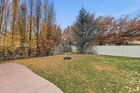 Tiny photo for 1753 W RYLIE ANN CIR, South Jordan, UT 84095 (MLS # 2123543)
