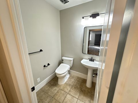 Tiny photo for 1753 W RYLIE ANN CIR, South Jordan, UT 84095 (MLS # 2123543)