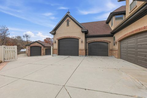 Tiny photo for 1753 W RYLIE ANN CIR, South Jordan, UT 84095 (MLS # 2123543)