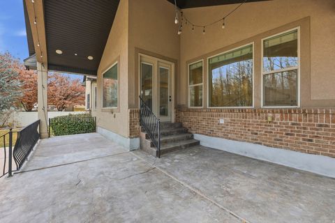 Tiny photo for 1753 W RYLIE ANN CIR, South Jordan, UT 84095 (MLS # 2123543)