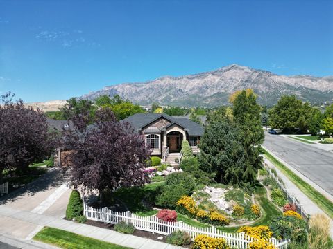 Photo of 1076 W MOUNTAIN ORCHARD DR, Pleasant View, UT 84414 (MLS # 2129379)