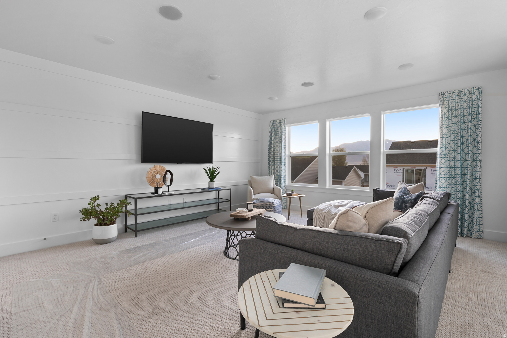 RIVERS EDGE - Residential