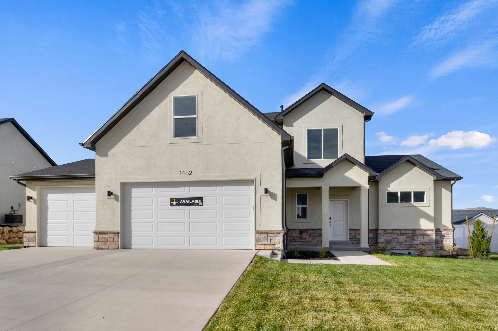 RIVERS EDGE - Residential