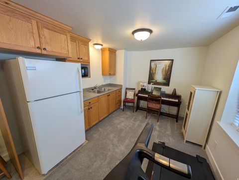 Tiny photo for 734 N HILLSDALE LN, Provo, UT 84606 (MLS # 2125672)