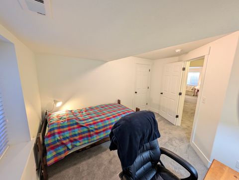 Tiny photo for 734 N HILLSDALE LN, Provo, UT 84606 (MLS # 2125672)