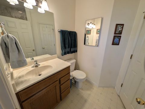 Tiny photo for 734 N HILLSDALE LN, Provo, UT 84606 (MLS # 2125672)