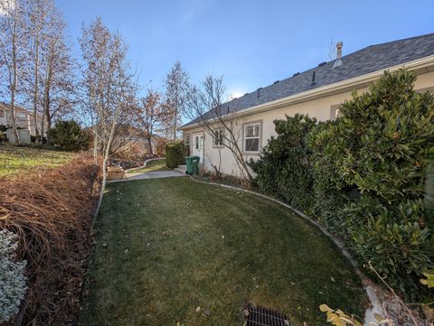 Tiny photo for 734 N HILLSDALE LN, Provo, UT 84606 (MLS # 2125672)