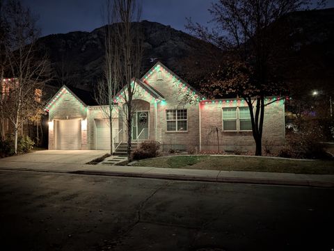 Tiny photo for 734 N HILLSDALE LN, Provo, UT 84606 (MLS # 2125672)