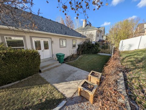 Tiny photo for 734 N HILLSDALE LN, Provo, UT 84606 (MLS # 2125672)