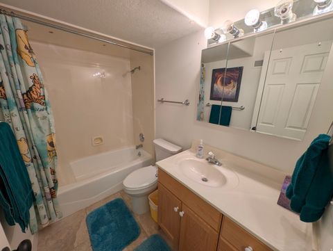Tiny photo for 734 N HILLSDALE LN, Provo, UT 84606 (MLS # 2125672)