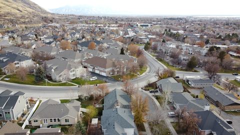 Tiny photo for 734 N HILLSDALE LN, Provo, UT 84606 (MLS # 2125672)
