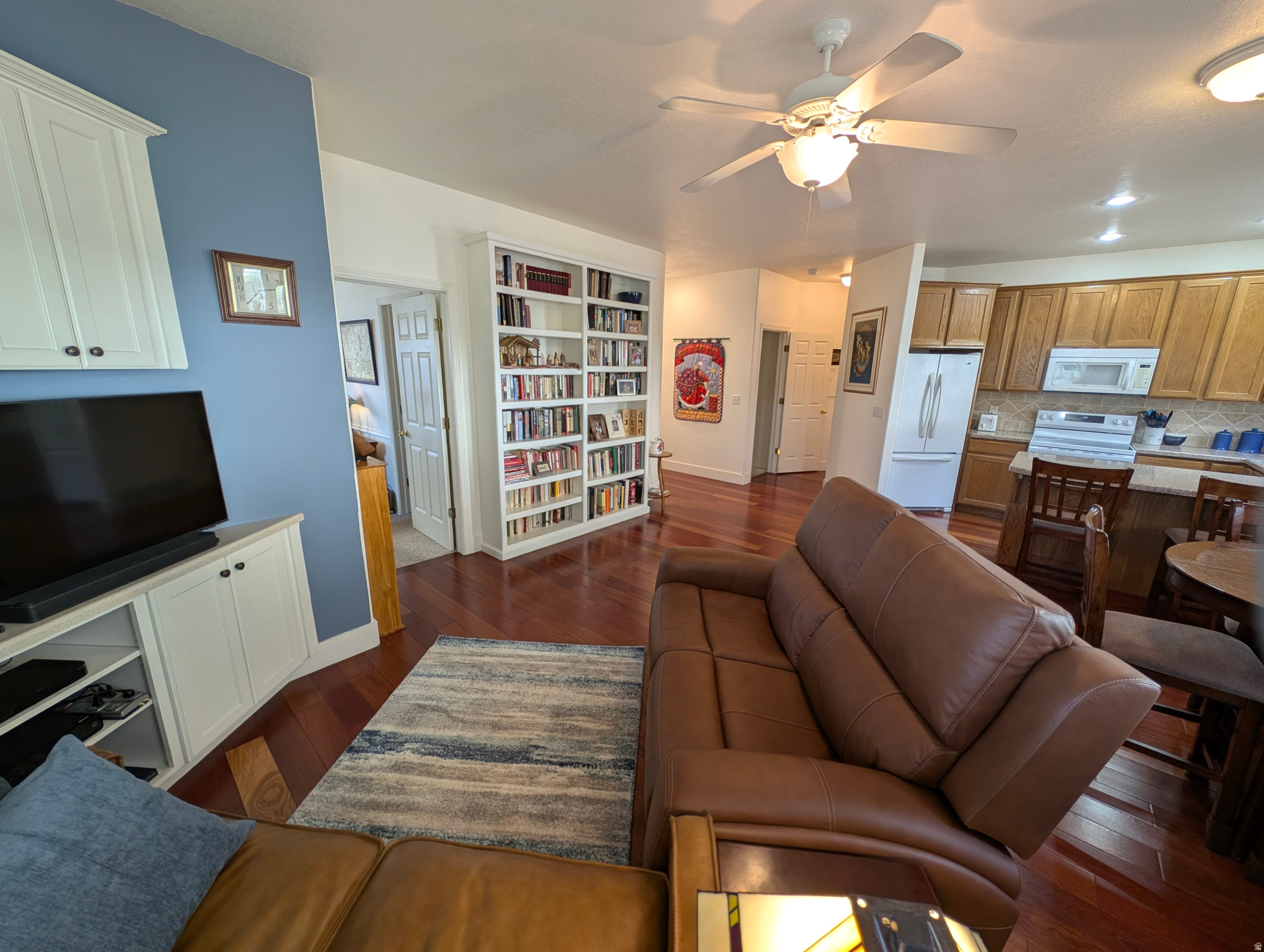 HILLSDALE PUD PHASE I - Residential