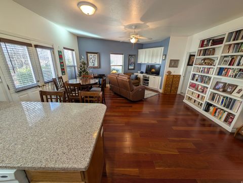 Tiny photo for 734 N HILLSDALE LN, Provo, UT 84606 (MLS # 2125672)