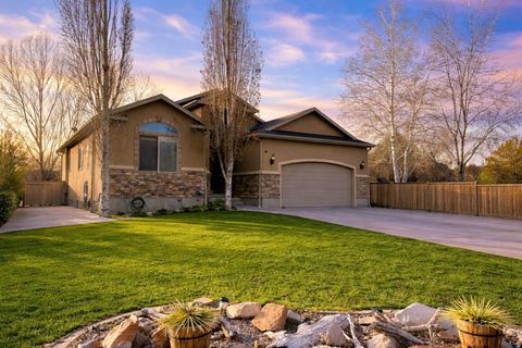 Tiny photo for 1758 S 50 E, Orem, UT 84058 (MLS # 2134169)