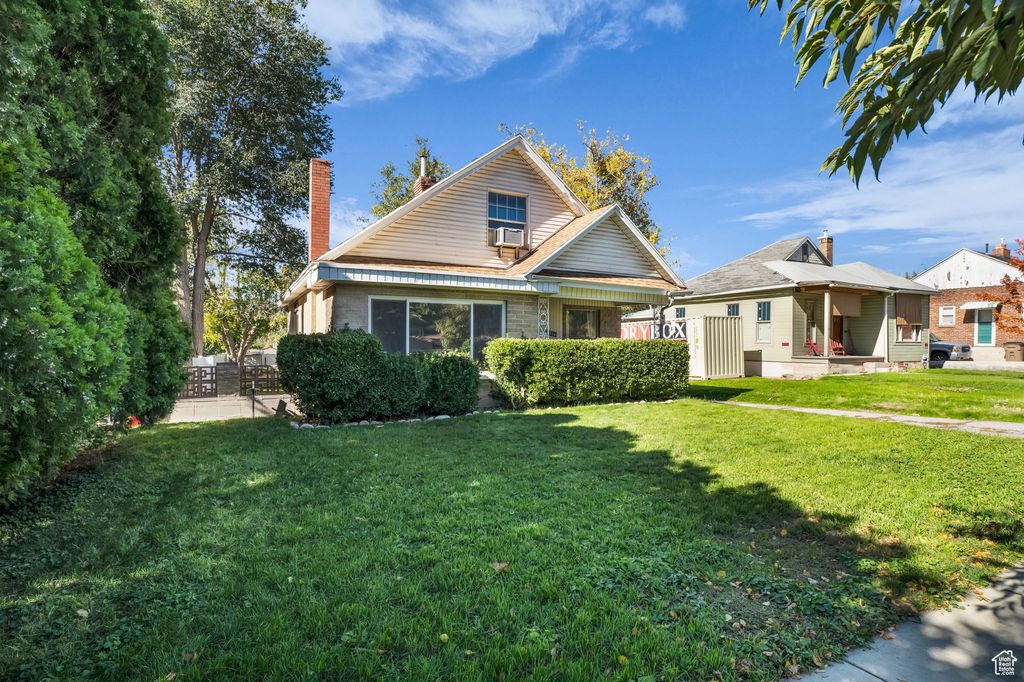 Photo of 1914 S 1300 E, Salt Lake City, UT 84105 (MLS # 2119102)